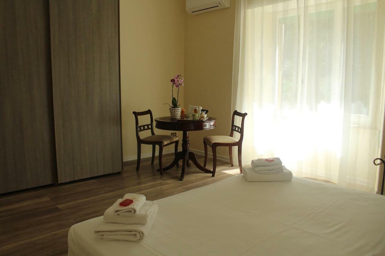 B&B Il Conventino 44 Falconara Marittima Ngoại thất bức ảnh